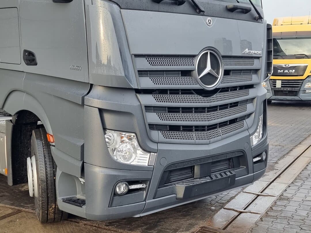 MERCEDES-BENZ ACTROS 1851 LS